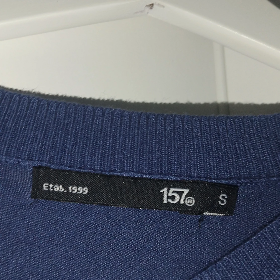 Blå tunn tröja - 92