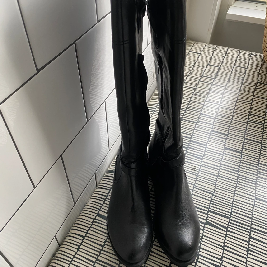 Helt nya stövlar  - 91