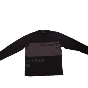 Stussy tröja - Stussy tröja i bra skick  pris kan diskuteras vid snabb afär.  storlek (L)