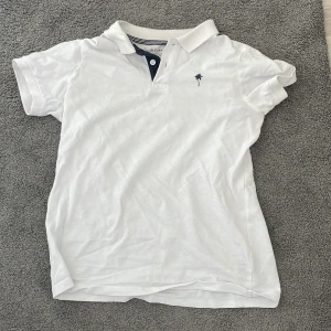 Firefly  - Den här tröjan är som ny inte använd så mycket snygg på storlek xs