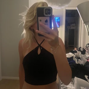 Zara topp! - Croppad zara topp. Aldrig använd.