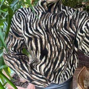 Djurmönster skön tjocktröja - Zebra/ leopard tröja
