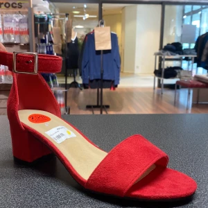 Röda klackar - Finns i storlek 39 och 41 Helt nya 