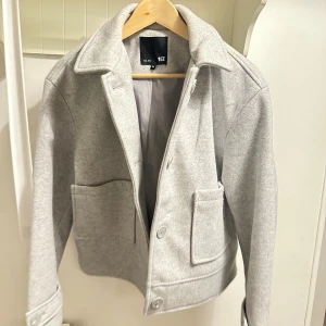 Jacka/ kappa - Lager157 kappa, använd en gång