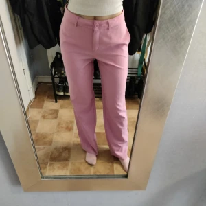 Byxor only - Kostymbyxa från only i storlek 34. Fint skick. Bra längd!