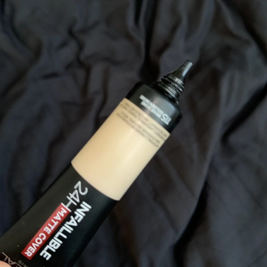 Full coverage Loreal foundation  - 90