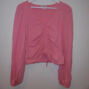 Tröja - En färglad tröja i bra skick. 