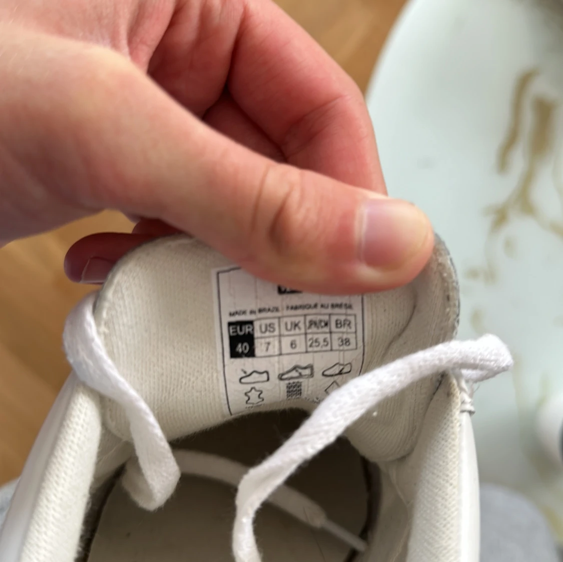 Vita med en vacker design  ,  - 92