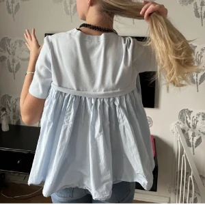 Cos topp - Så söt topp från Cos!💙