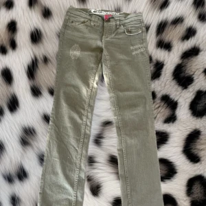 edc jeans - Vintage Straight Low waist jeans från edc by esprit i storlek 36🫶🏼Läs min bio innan du kontaktar mig💕