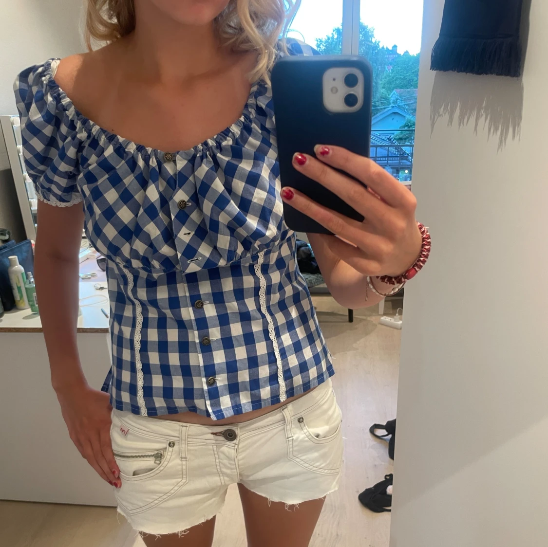 Blå och vit rutig blus