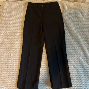 Petite kostym byxor  - Petite kostym byxor storlek 30, Asos. Använd en gång! 