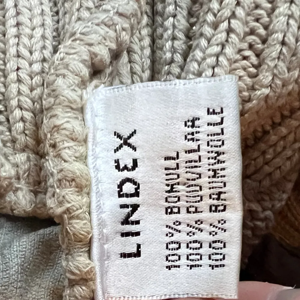 Säljer denna as feta tröjan i 100% bomull! Skulle säga att det är en storlek M! . Jackor.