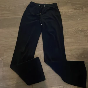 Säljer 150kr - Har använt dom några gånger väldigt bra sick storlek xxs 