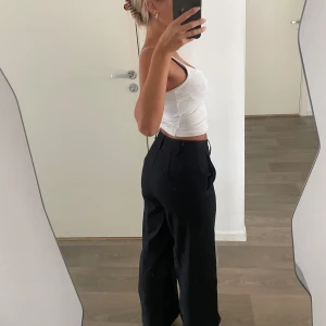 Svarta kostymbyxor  - Svarta snygga kostymbyxor 