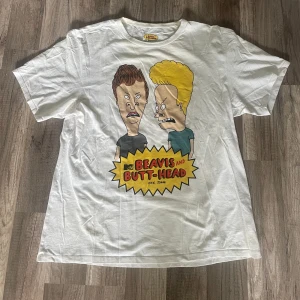 Graphic Tee - Beavis and butthead graphic tee  Skick 7/10 50kr