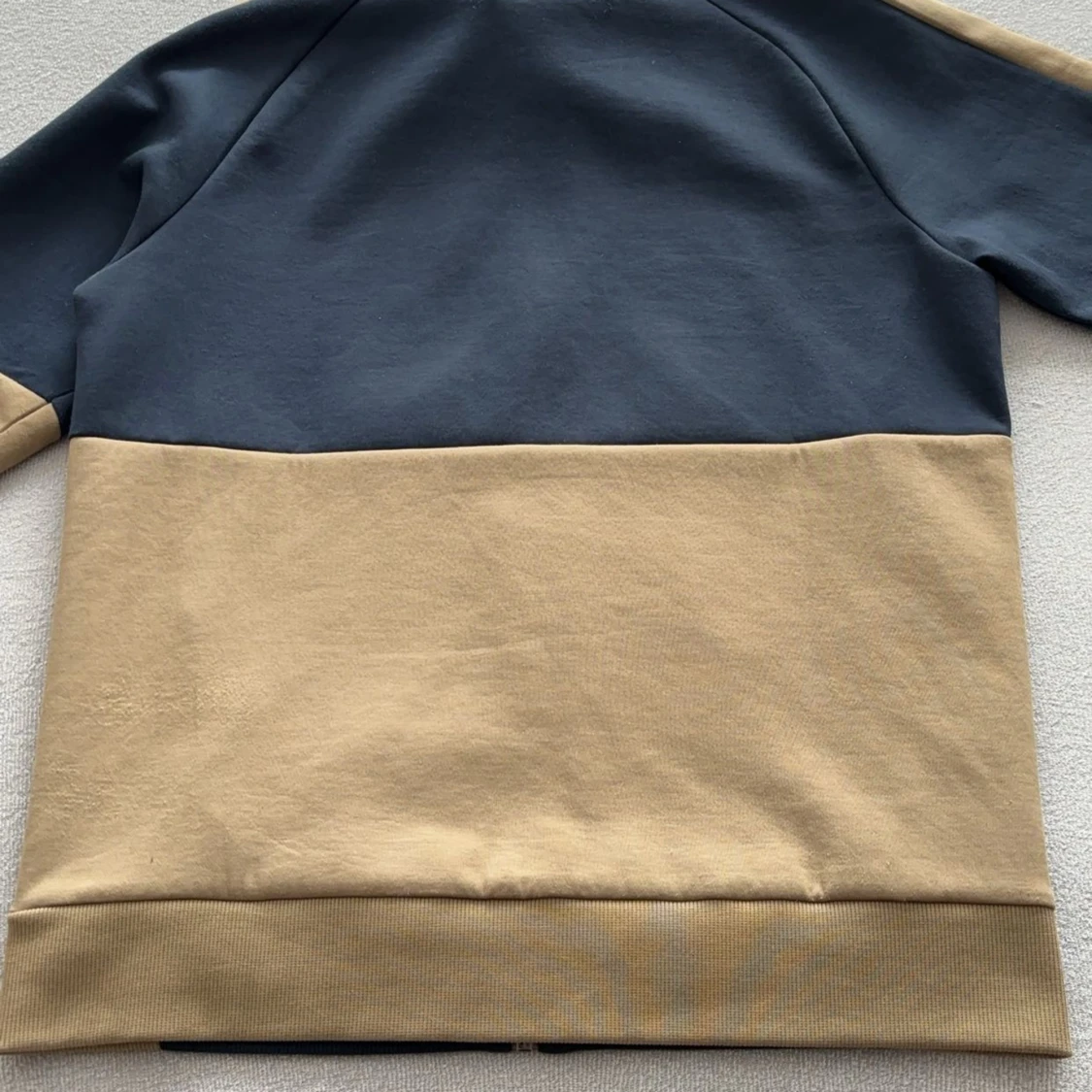 Hugoboss kofta, Limited edition.  - 93