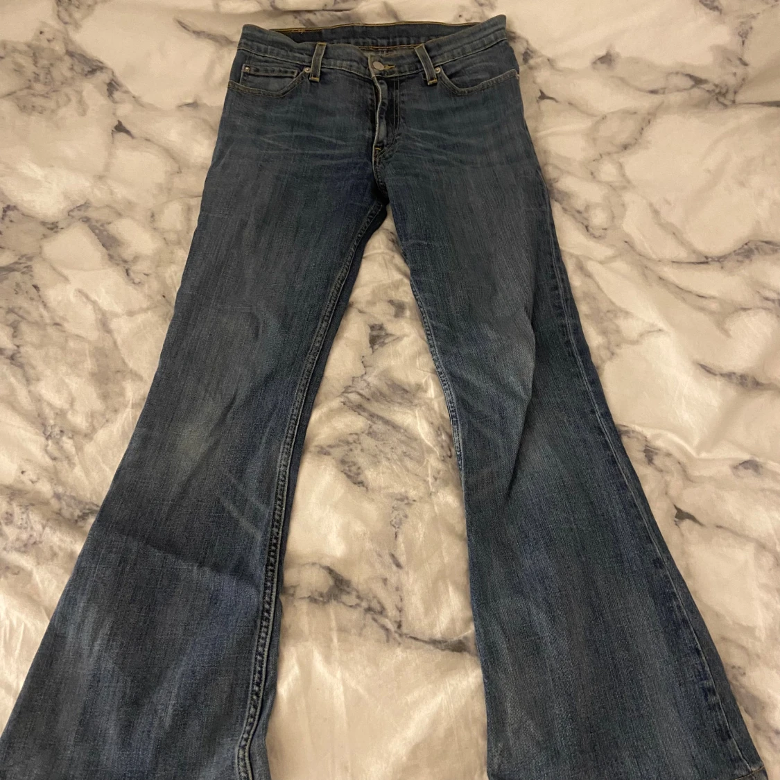 Bootcut levis jeans 💙