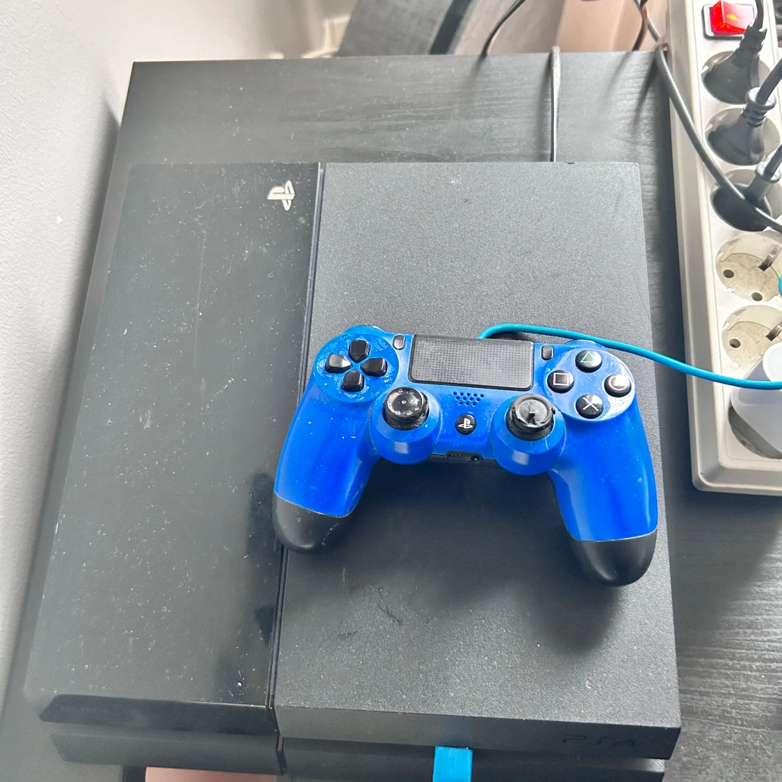 Playstation 4 (500gb) - 90