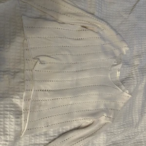 Stickad tröja  - Stickad tröja från lager 157 st XS, 70kr 