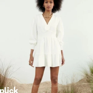 Vit klänning - Använd 1 gång så nyskick