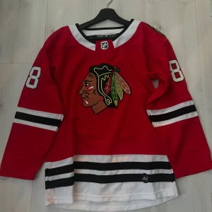 Nhl tröja  - Nhö tröja i storlek junior xl typ xxs