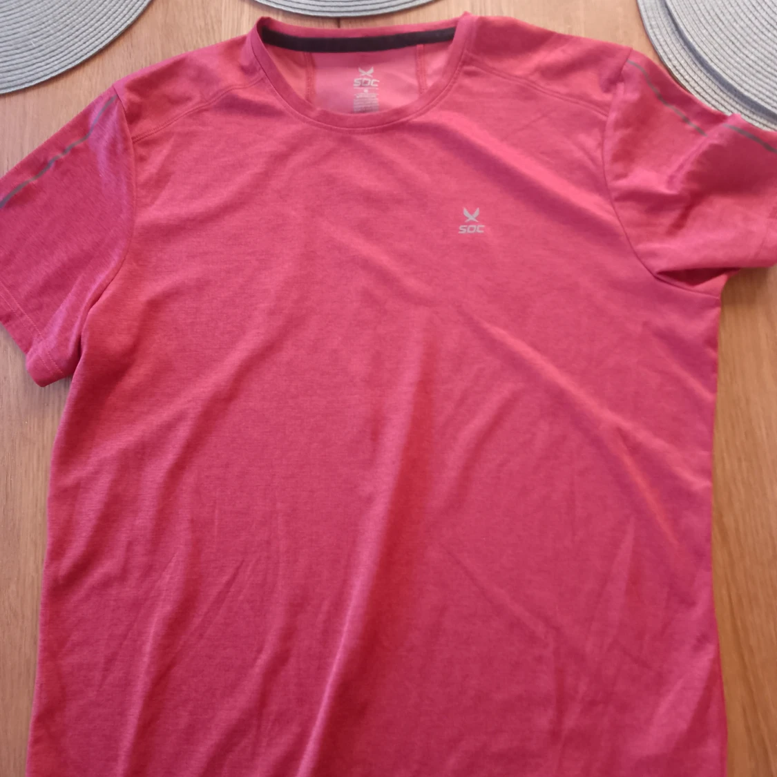 2st Soc sportswear tränings-tröjor i färger grön och röd. - 90