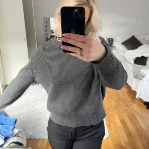 Grå tröja - Fin grå tröja😊