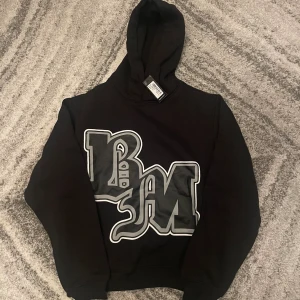 Hoodie - Helt ny hoodie med taggar på