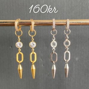 Örhängen  - Frakt 18kr ❤️