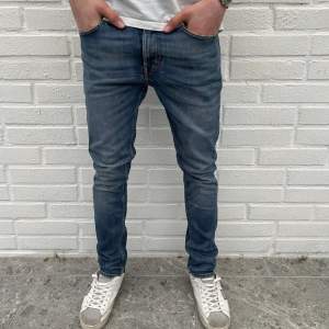 Tiger Of Sweden jeans | Utmärkt skick, inga defekter | Passar om du är ca 168-176 cm | Skriv vid minsta fundering eller fråga | Mvh, CH 📩