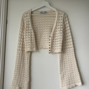 virkad tröja - oanvänd virkad kofta från zara i storlek s💕