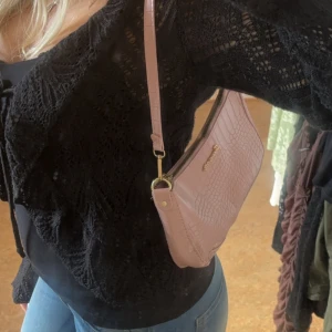 Axel väska - Super söt axelväska 