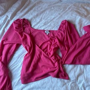 Fin rosa tröja  - Använd EN gång