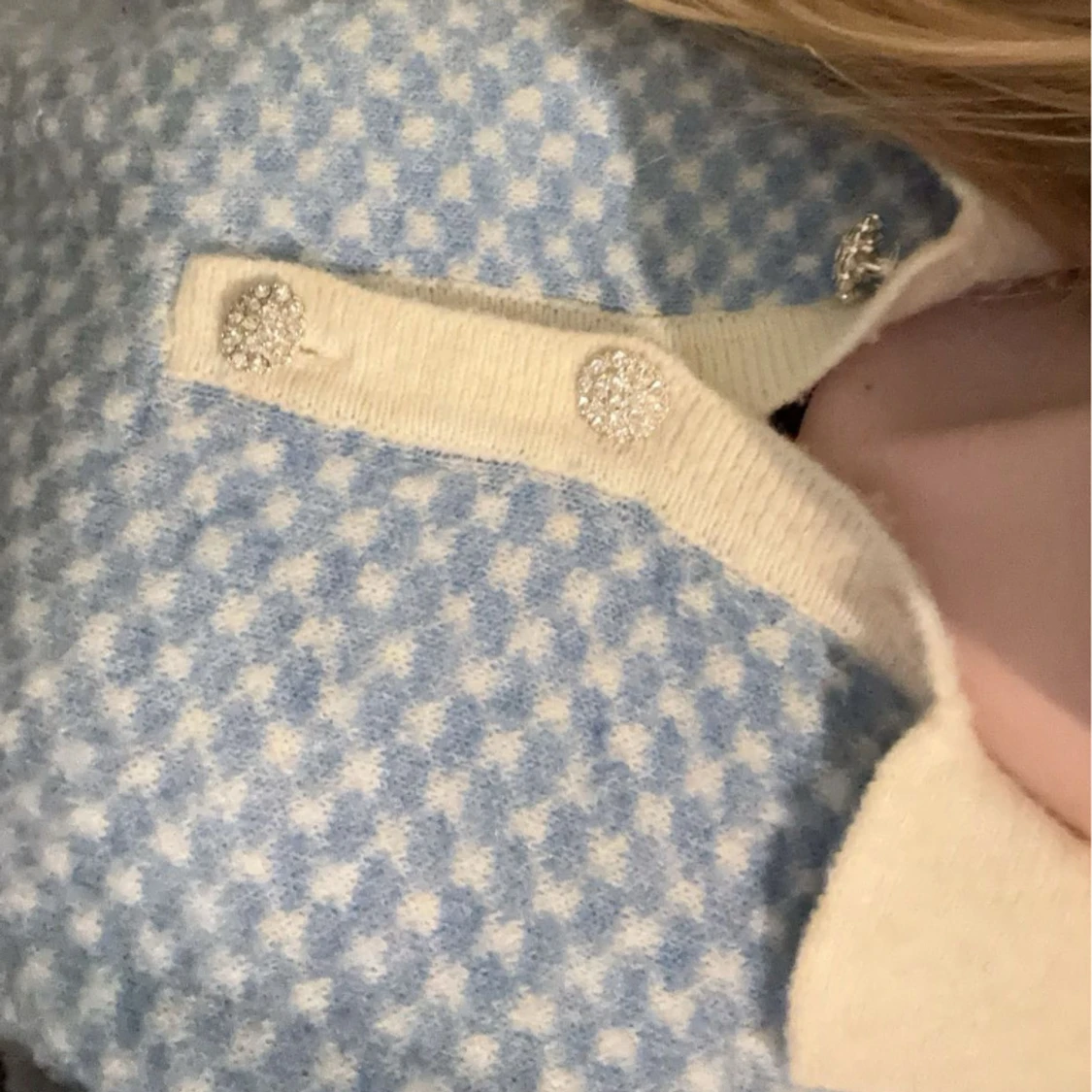 Säljer min stickade tröja i storlek S - 90