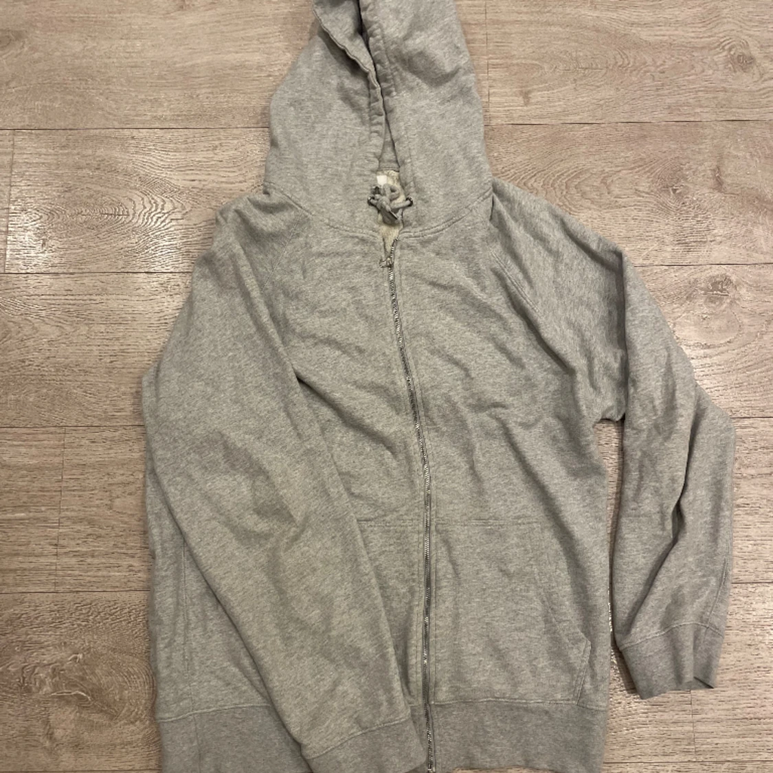 hoodie med dragkedja