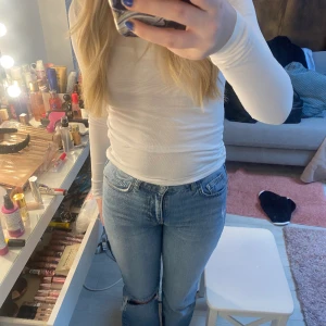 Jeans - Bra skick skriv privat om du vill veta något mer, kan gå ner i pris 