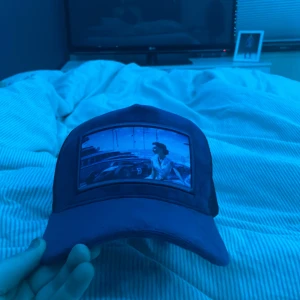 Revenite keps  - Marinblå revenite keps, använt några gånger! Men i bra skick🙌