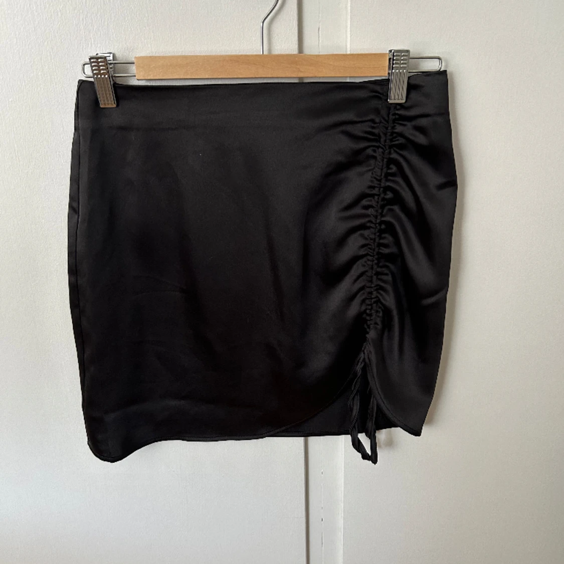 Minikjol från NA-KD, oanvänd 