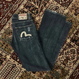 Evisu jeans - Säljer mina lågmidjade jeans från Evisu! W: 30 L: 32 Model nr: 403  Skickas eller hämtas i LÅ🫶