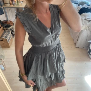 Klänning  - Super snygg klänning i jätte fin kvalitet❣️❣️