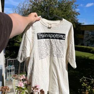 Vintage Trainspotting tröja  - Trainspotting tisha från sent 90 tal/tidigt 2000 tal. Bra skick för dess ålder. 