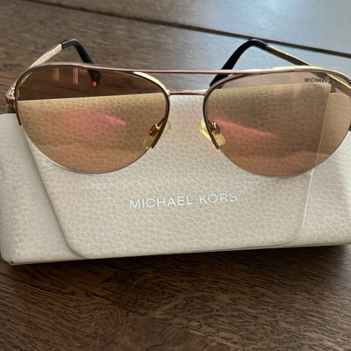 Michael Kors solglasögon 