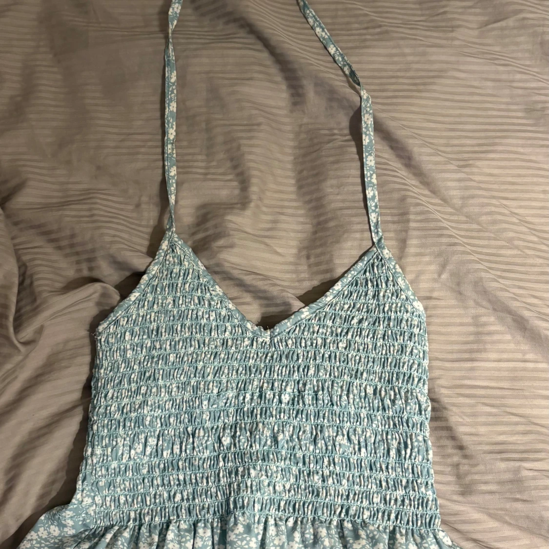 Blå blommig halterneck topp - 3