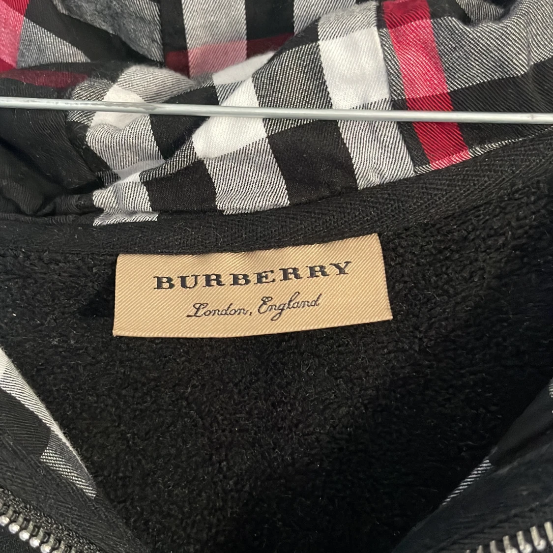 Svart hoodie från Burberry - 2