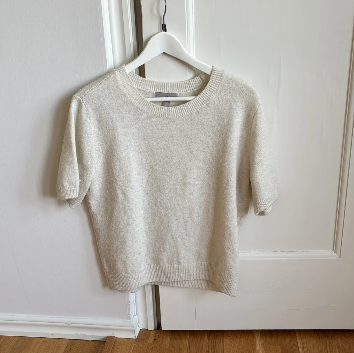 Vit stickad tröja från H&M