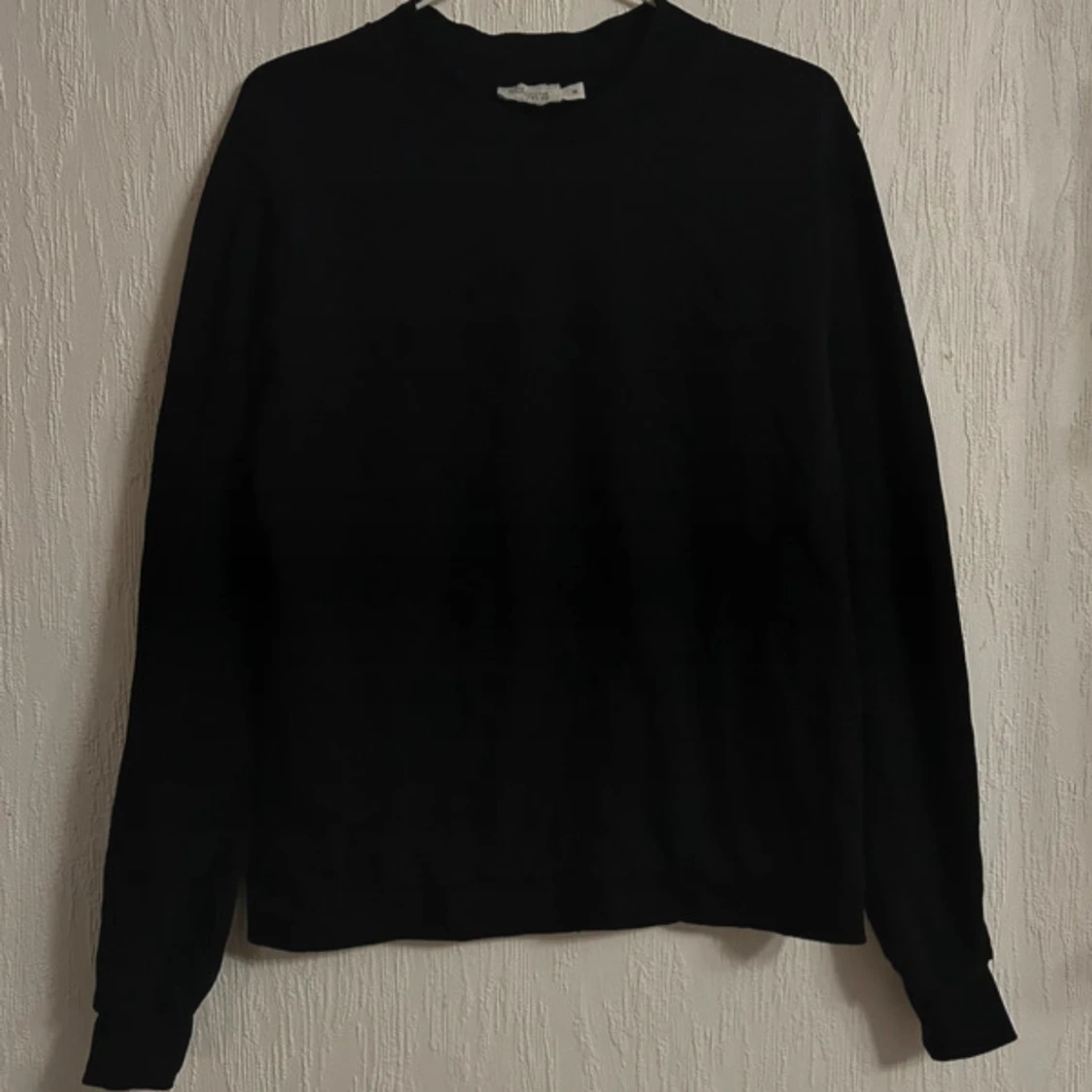Svart långärmad tröja
