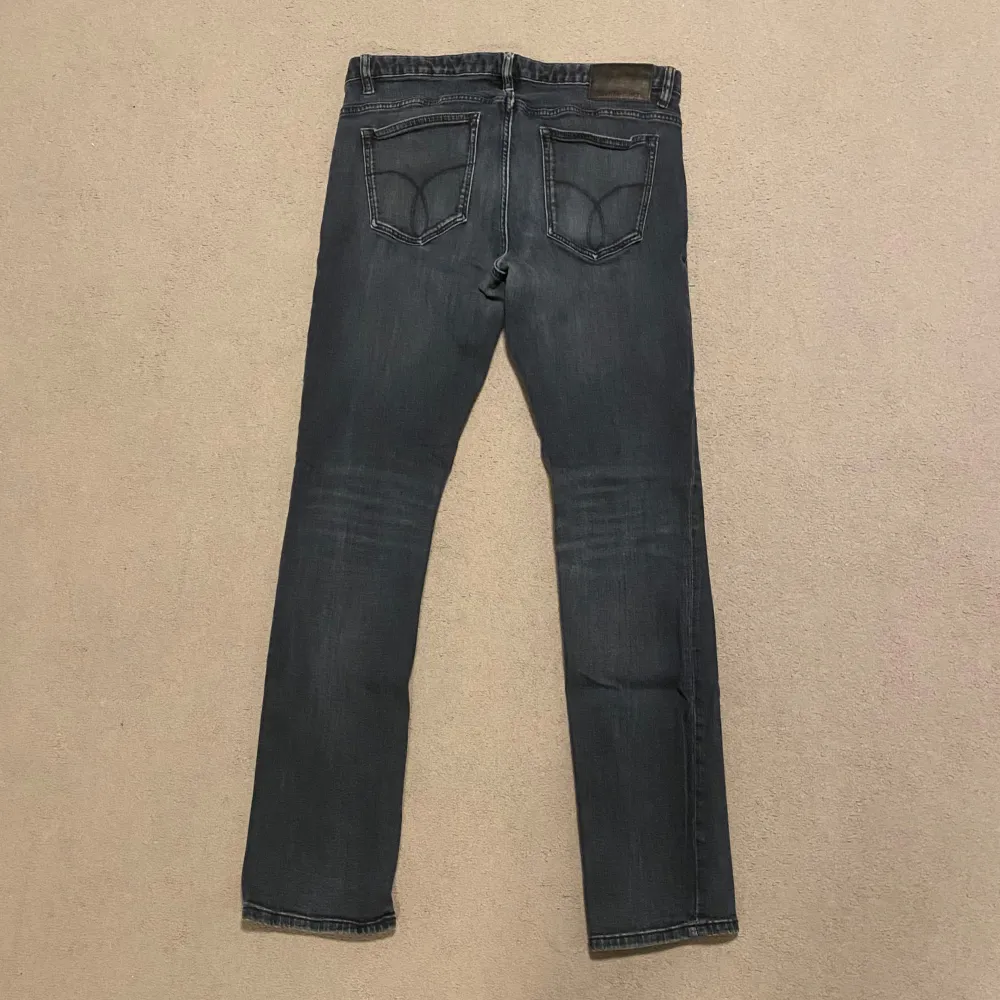 Calvin Klein jeans | 32/32 | Passform Slim fit | Oanvända 10/10 | Hör av dig vid frågor! . Jeans & Byxor.