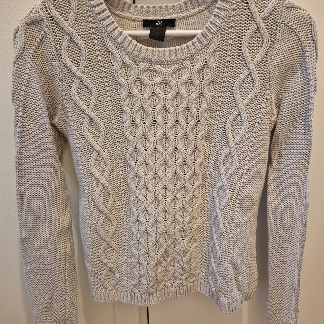 Stickad tröja HM