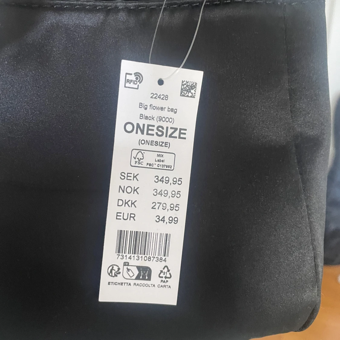 Svart Blom väska gina - 90